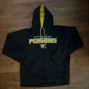 NHL Pittsburgh Penguins Black and Yellow Sweatshirt